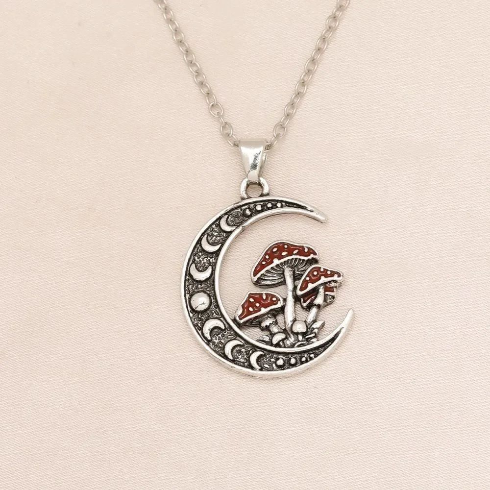 Mushroom necklace M896